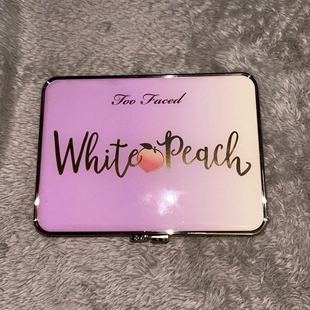 Too Faced White Peach Gradient Palette